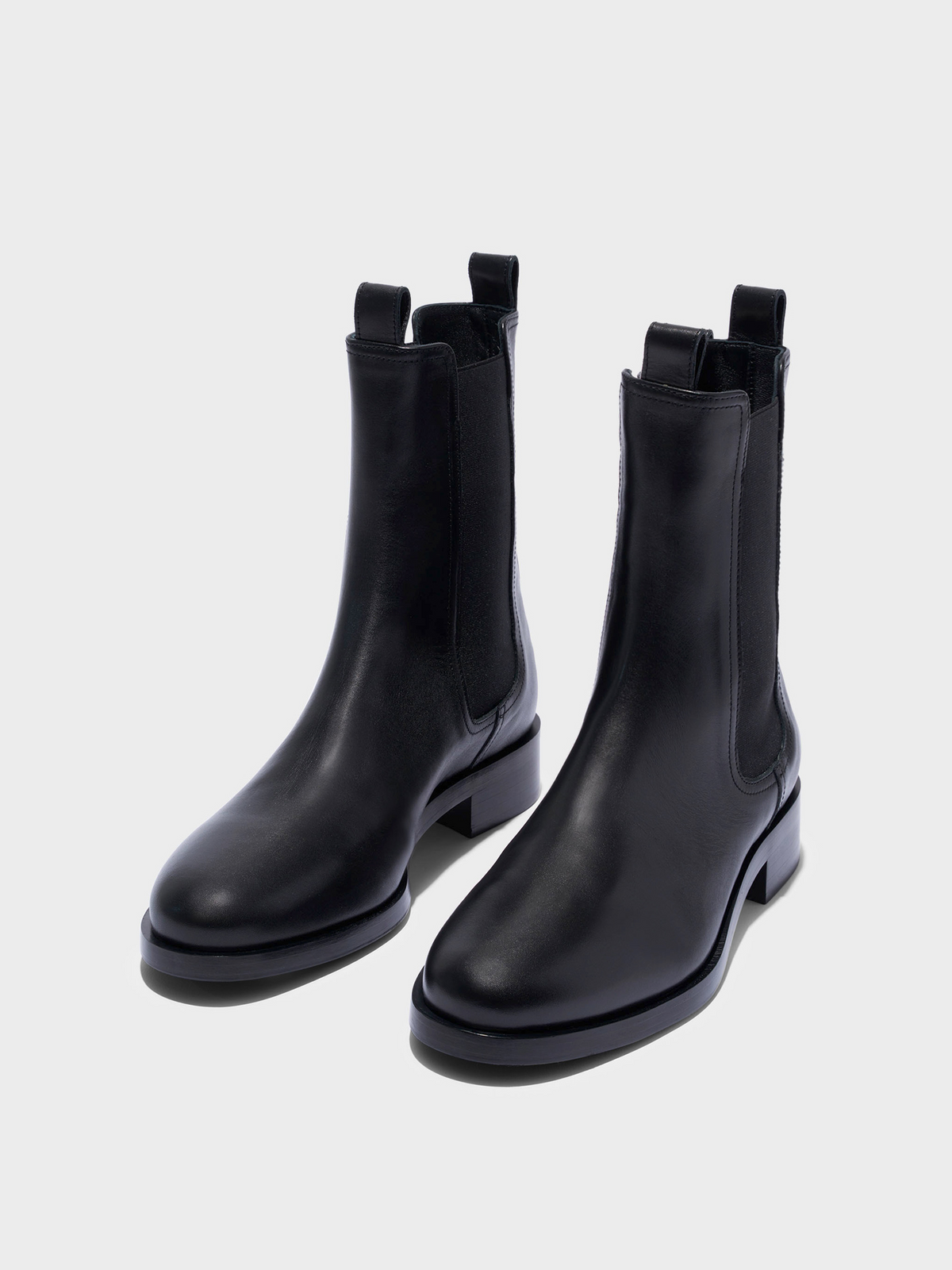 Caspar Leather Ankle Boots
