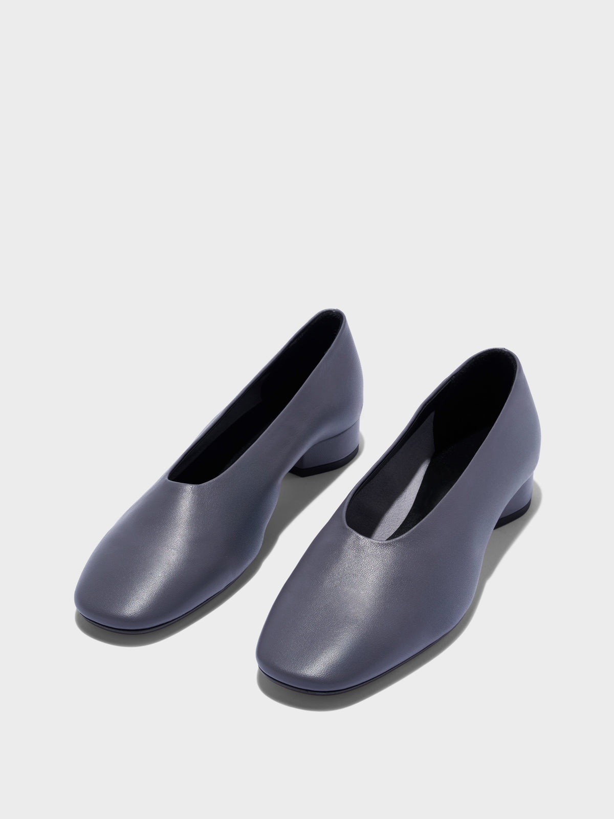 Delia Low-Heeled Ballet Pumps