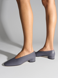 Delia Low-Heeled Ballet Pumps