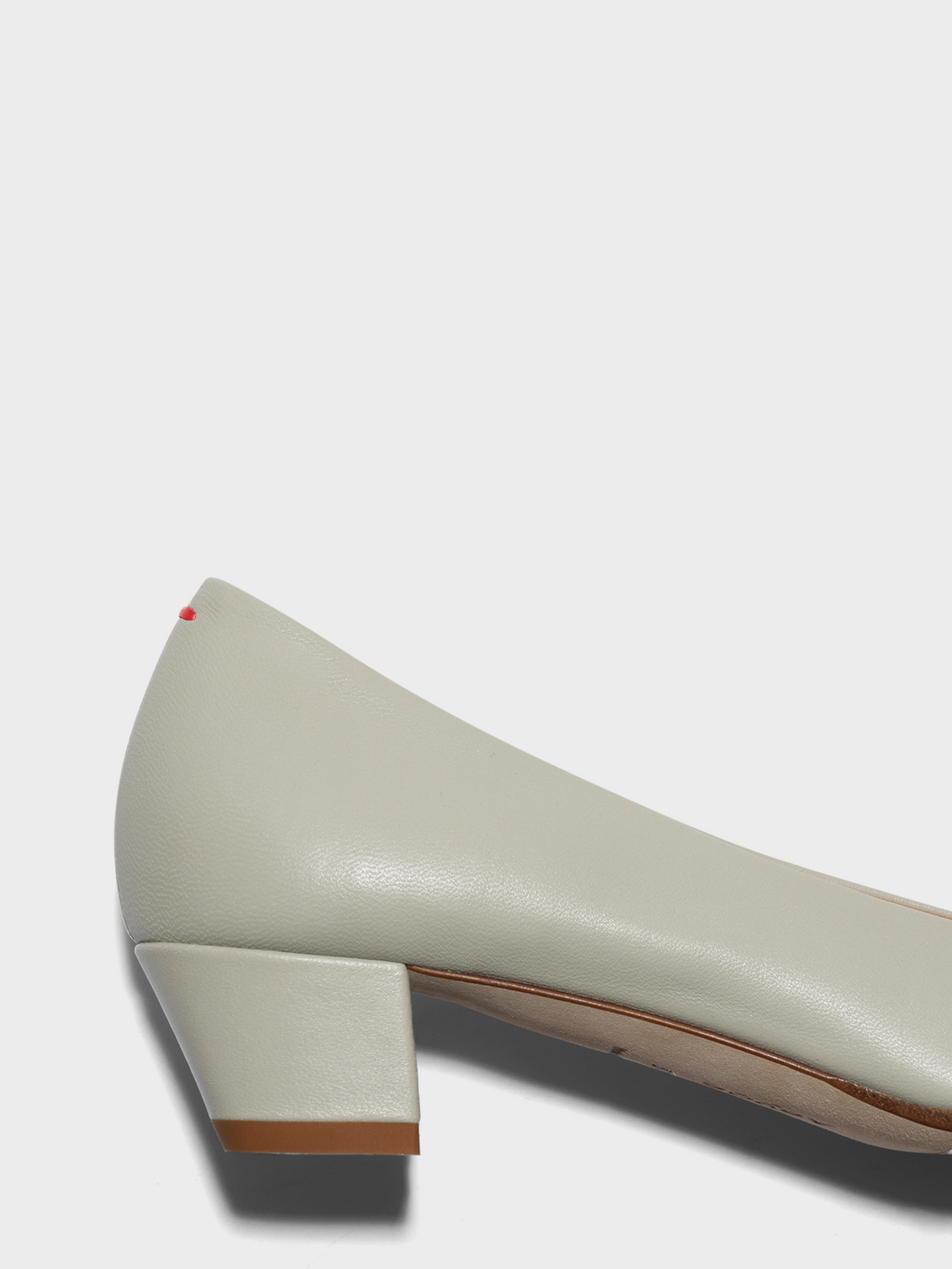 Helia Low-Cut Pumps