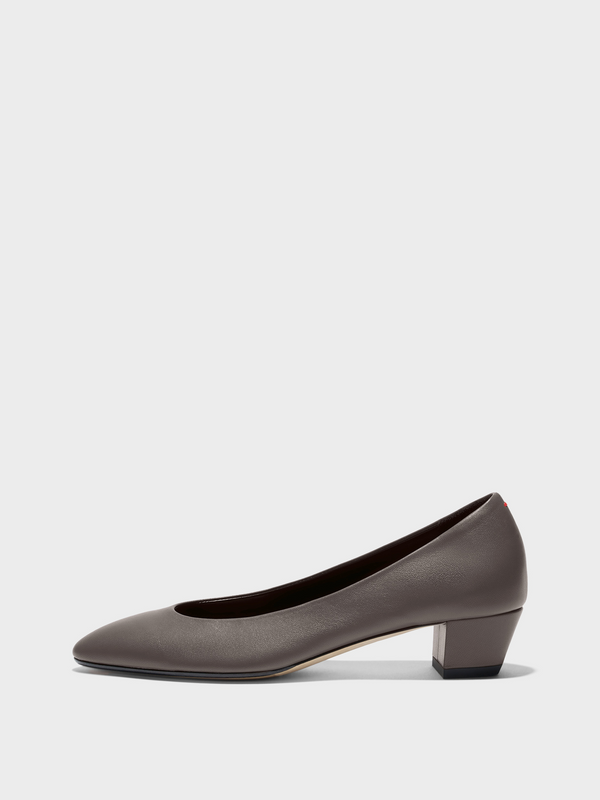 Helia Low-Cut Pumps