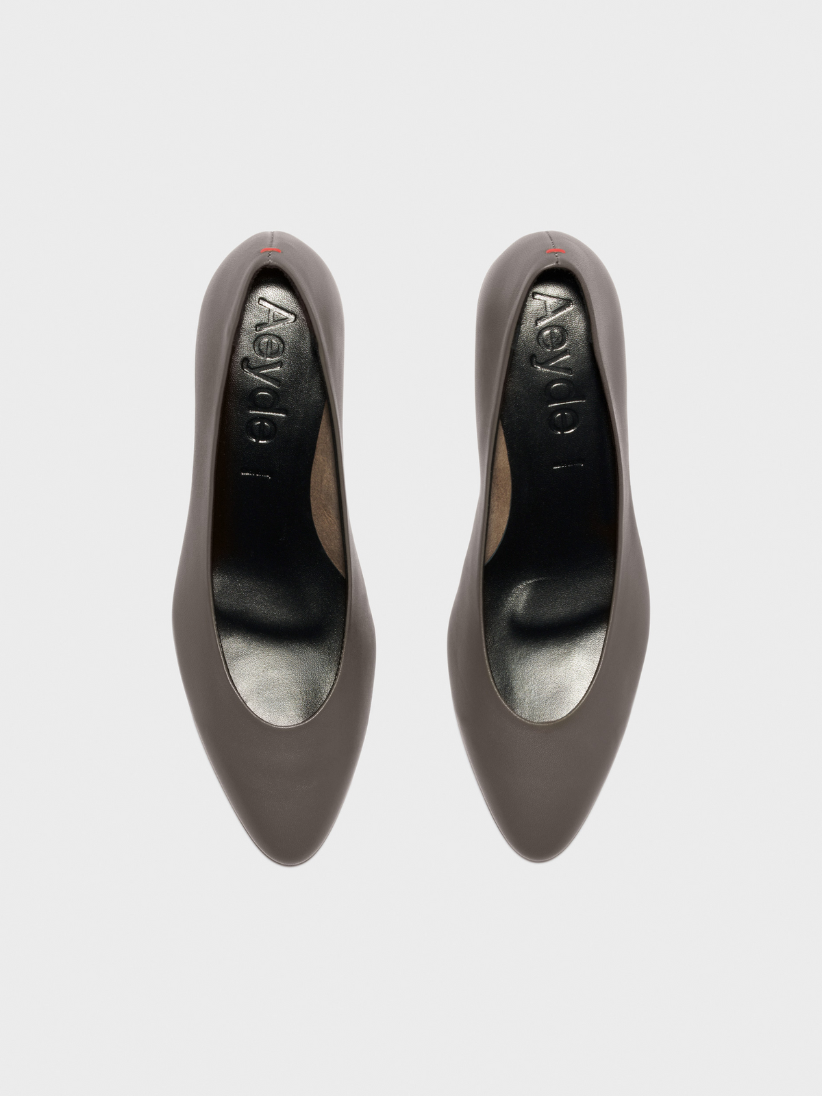 Helia Low-Cut Pumps