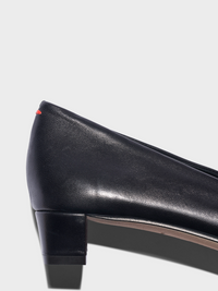 Judi Pointed Pumps