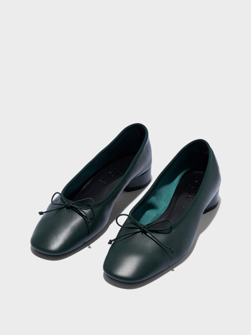 Onda Round-Toe Ballet Flats