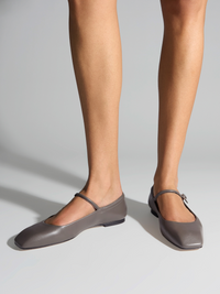 Uma Mary-Jane Flats