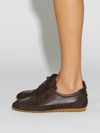 Uma Slim Sneakers