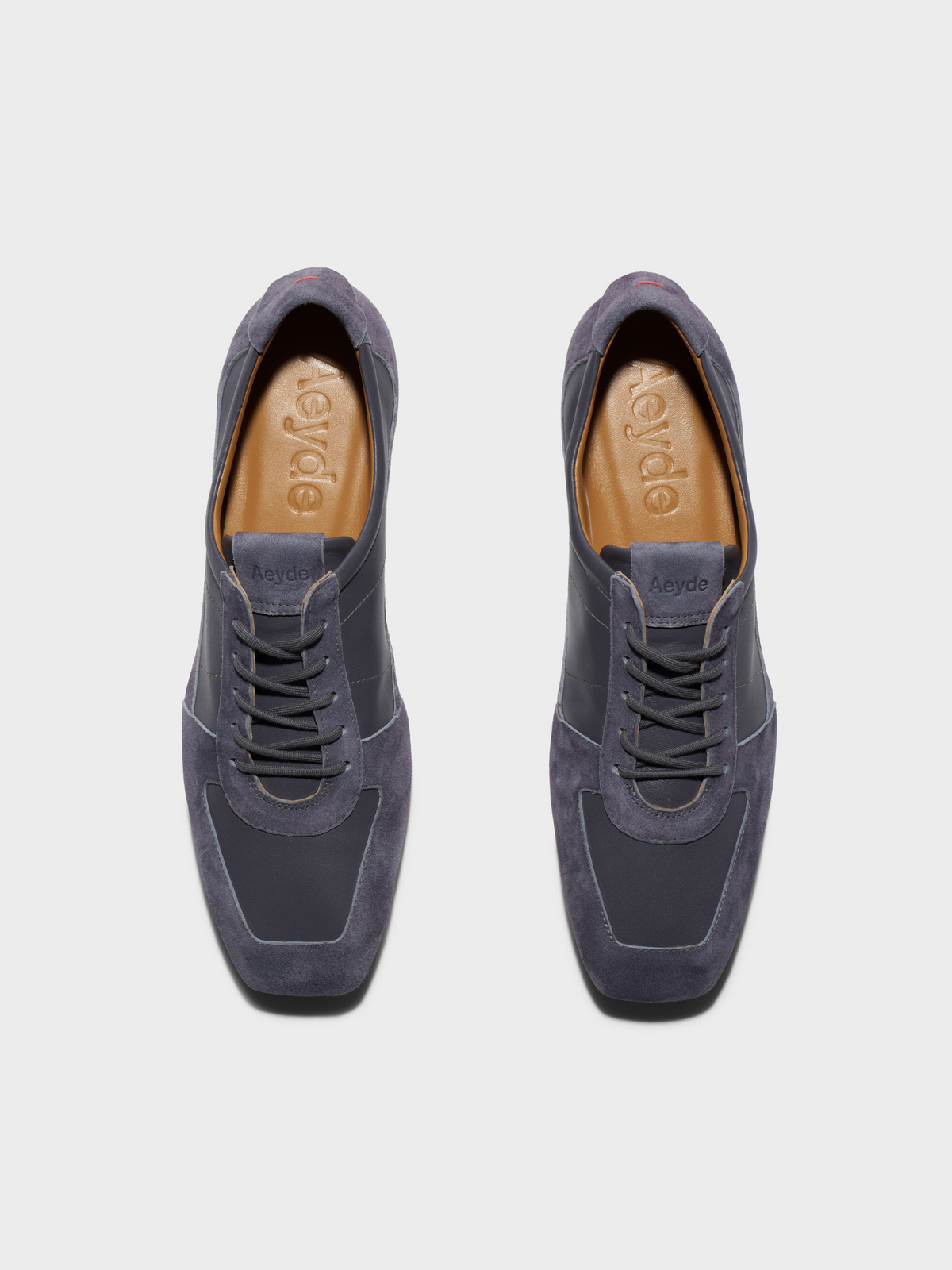 Uma Slim Sneakers